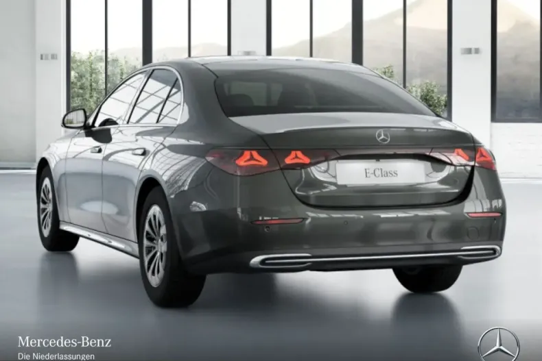 Mercedes-Benz E 220 (Clasa E) din 2025 cu 7.909 km - oferta MER242435 - foto 9