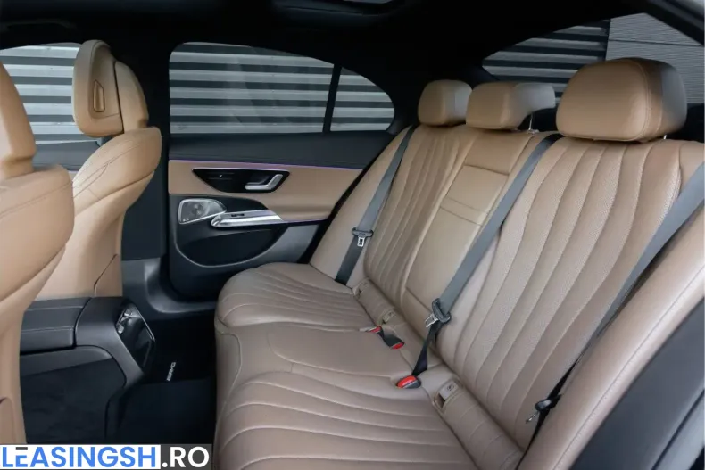 Mercedes-Benz E 450 (Clasa E) din 2025 cu 31.725 km - oferta MER242436 - foto 8