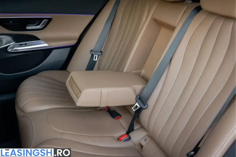 Mercedes-Benz E 450 (Clasa E) din 2025 cu 31.725 km - oferta MER242436 - foto 33
