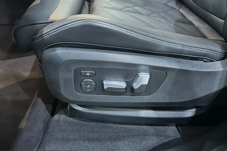 BMW X5 (Seria X) din 2025 cu 44.000 km - oferta BMW242437 - foto 17
