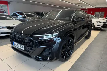Audi Q8 din 2025 - oferta AUD242440
