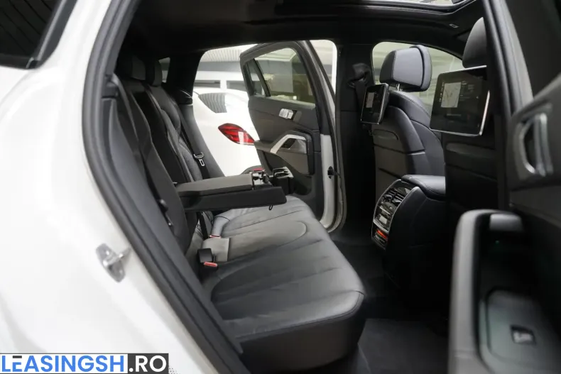 BMW X6 (Seria X) din 2022 cu 59.900 km - oferta BMW242441 - foto 7