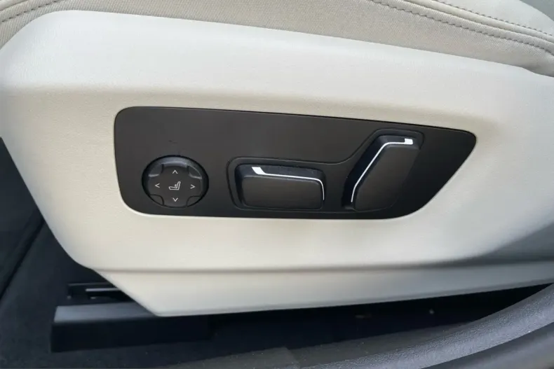 BMW 550 (Seria 5) din 2025 cu 20.413 km - oferta BMW242450 - foto 14