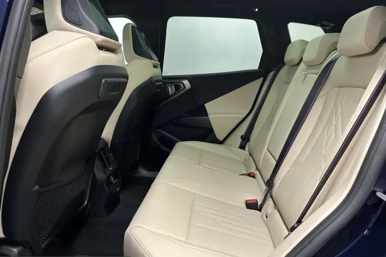 BMW X3 (Seria X) din 2025 cu 11.059 km - oferta BMW242452 - foto 16