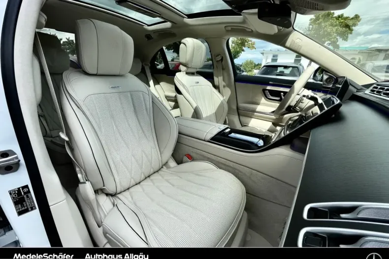 Mercedes-Benz S 63 AMG (Clasa S) din 2025 cu 15.900 km - oferta MER242455 - foto 4