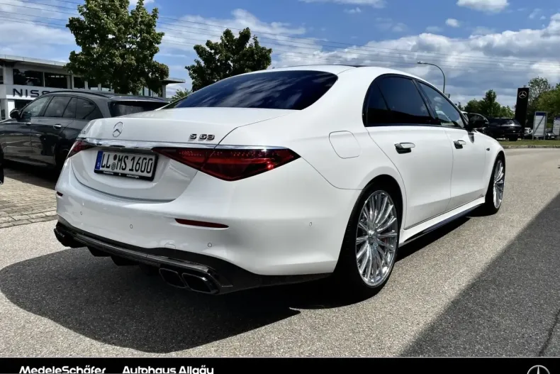 Mercedes-Benz S 63 AMG (Clasa S) din 2025 cu 15.900 km - oferta MER242455 - foto 8