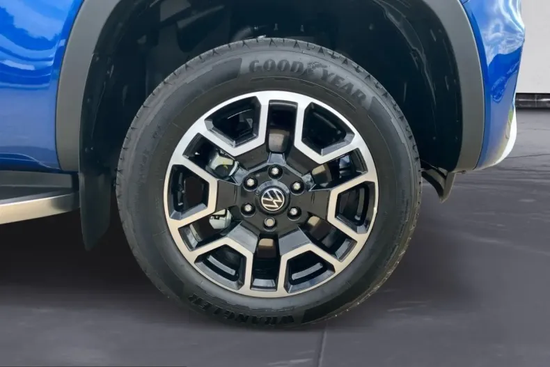 Volkswagen Amarok din 2025 cu 12.950 km - oferta VOL242462 - foto 9