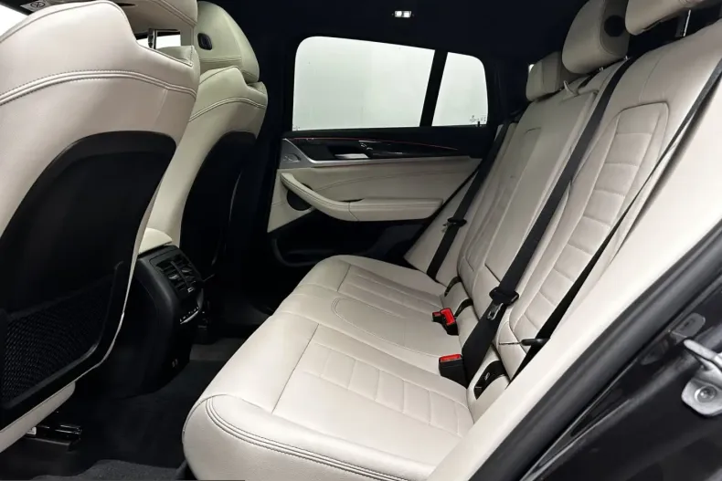 BMW X4 (Seria X) din 2025 cu 37.503 km - oferta BMW242466 - foto 16