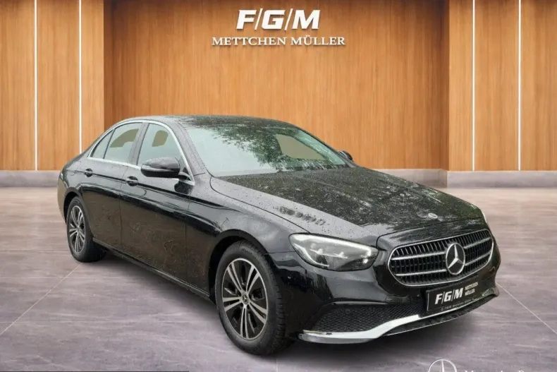 Mercedes-Benz E 220 (Clasa E) din 2022 cu 42.328 km - oferta MER242467 - foto 4