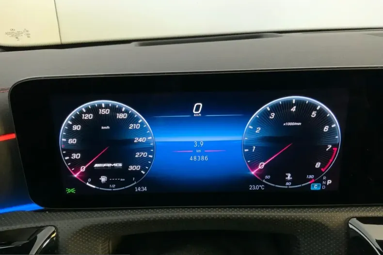 Mercedes-Benz CLA 45 AMG (Clasa CLA) din 2023 cu 48.482 km - oferta MER242477 - foto 11