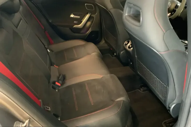 Mercedes-Benz CLA 45 AMG (Clasa CLA) din 2023 cu 48.482 km - oferta MER242477 - foto 15
