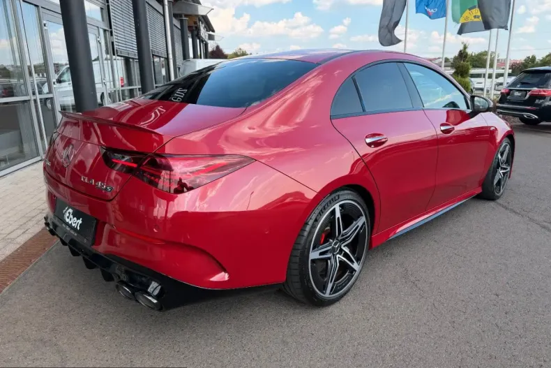Mercedes-Benz CLA 45 AMG (Clasa CLA) din 2024 cu 36.800 km - oferta MER242478 - foto 4