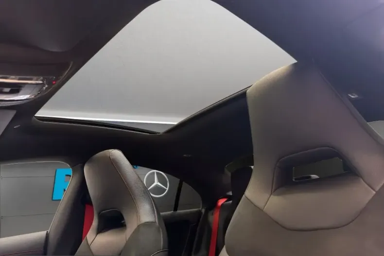 Mercedes-Benz CLA 35 AMG (Clasa CLA) din 2025 cu 14.048 km - oferta MER242483 - foto 12