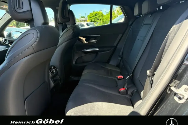 Mercedes-Benz GLC 200 (Clasa GLC) din 2025 cu 5.135 km - oferta MER242493 - foto 15