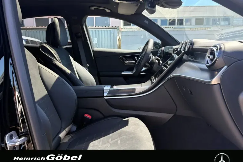 Mercedes-Benz GLC 200 (Clasa GLC) din 2025 cu 5.135 km - oferta MER242493 - foto 16
