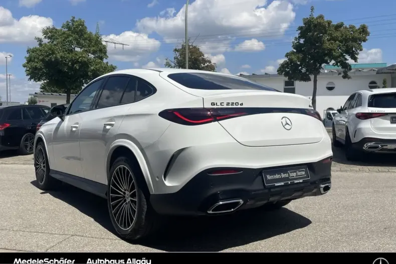 Mercedes-Benz GLC 220 (Clasa GLC) din 2025 cu 12.995 km - oferta MER242496 - foto 3