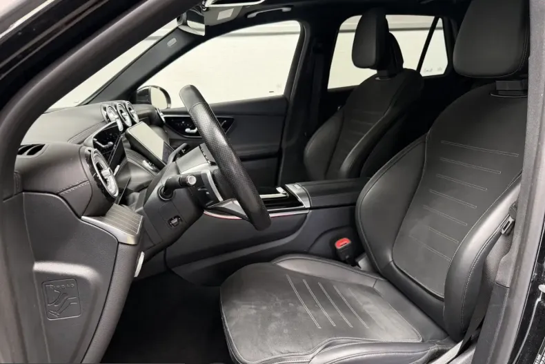 Mercedes-Benz GLC 220 (Clasa GLC) din 2024 cu 65.809 km - oferta MER242498 - foto 4