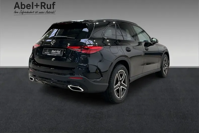 Mercedes-Benz GLC 200 (Clasa GLC) din 2025 cu 9.900 km - oferta MER242499 - foto 4