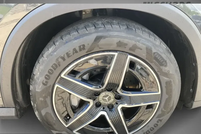 Mercedes-Benz GLC 220 (Clasa GLC) din 2024 cu 68.450 km - oferta MER242504 - foto 4