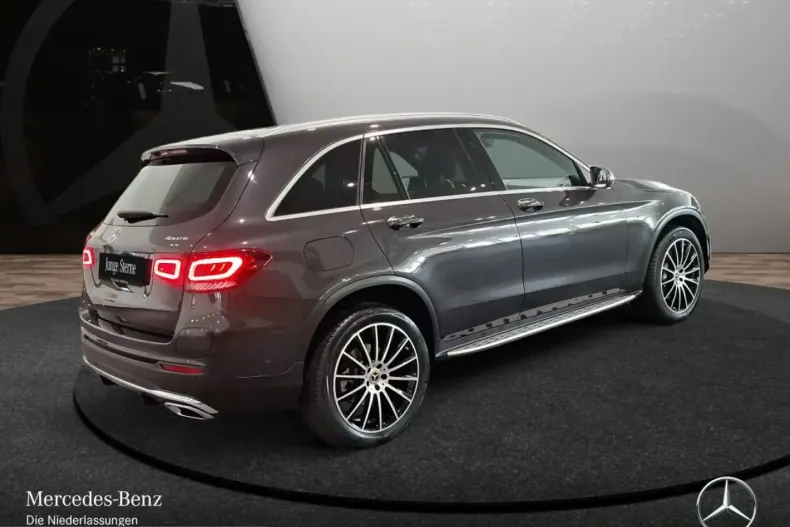 Mercedes-Benz GLC 300 (Clasa GLC) din 2022 cu 57.761 km - oferta MER242506 - foto 5