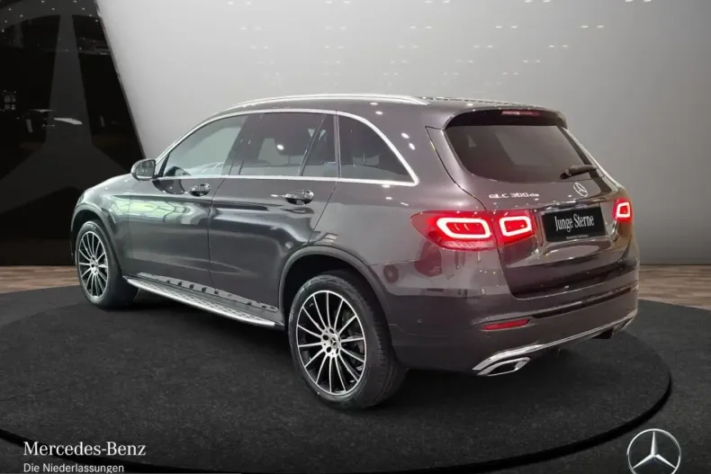 Mercedes-Benz GLC 300 (Clasa GLC) din 2022 cu 57.761 km - oferta MER242506 - foto 7