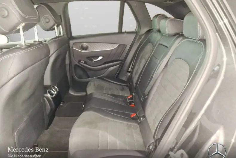 Mercedes-Benz GLC 300 (Clasa GLC) din 2022 cu 57.761 km - oferta MER242506 - foto 9