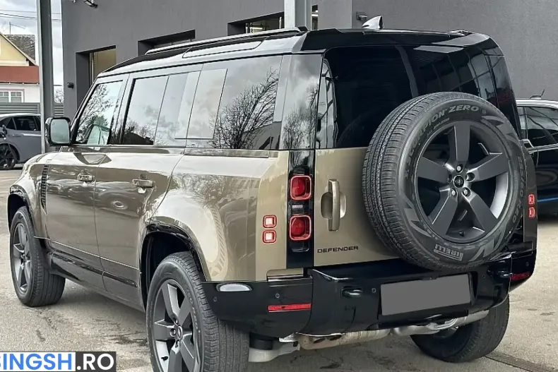 Land Rover Defender din 2024 cu 9.500 km - oferta LAN242509 - foto 5