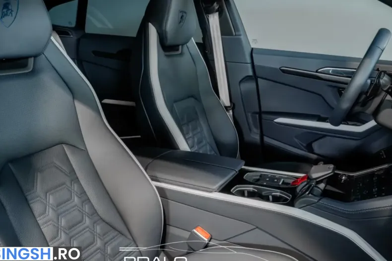 Lamborghini Urus din 2025 cu 6.500 km - oferta LAM242512 - foto 21