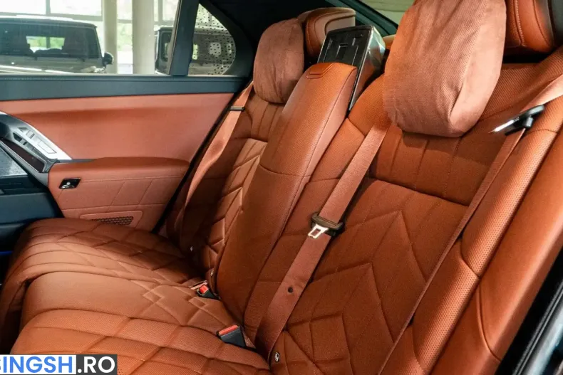 BMW 740 (Seria 7) din 2025 cu 18.603 km - oferta BMW242515 - foto 23