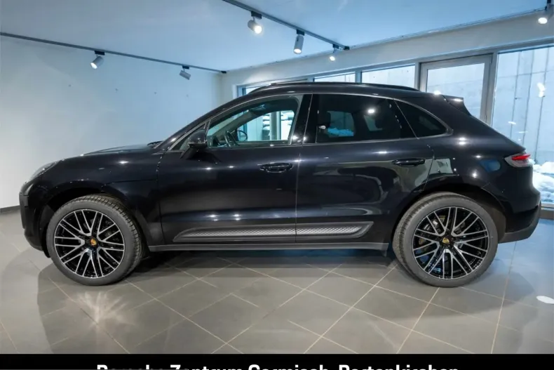 Porsche Macan din 2023 cu 49.844 km - oferta POR242517 - foto 2