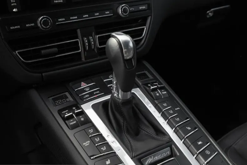 Porsche Macan din 2021 cu 31.300 km - oferta POR242525 - foto 31