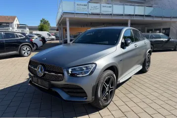 Mercedes-Benz GLC 300 din 2021 - oferta MER242526