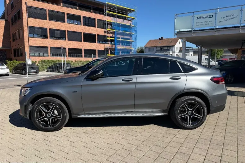 Mercedes-Benz GLC 300 (Clasa GLC) din 2021 cu 76.100 km - oferta MER242526 - foto 5