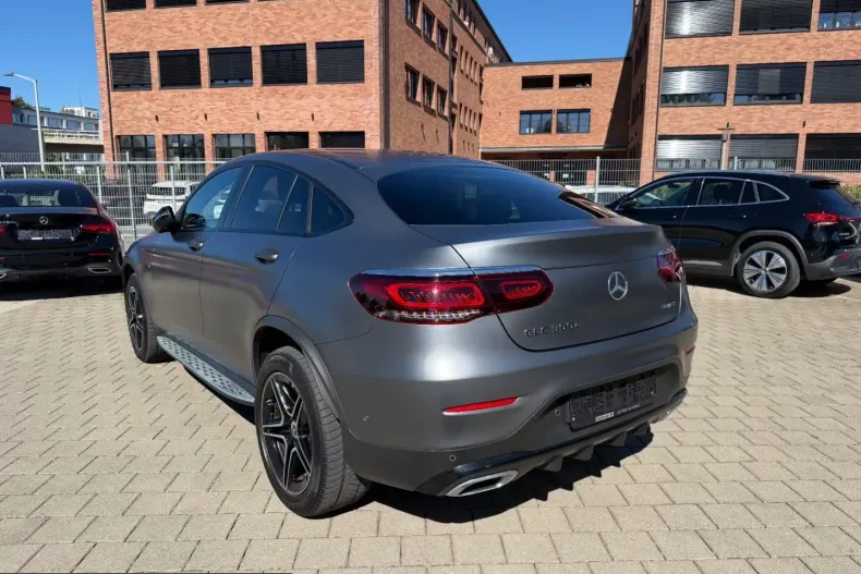 Mercedes-Benz GLC 300 (Clasa GLC) din 2021 cu 76.100 km - oferta MER242526 - foto 8