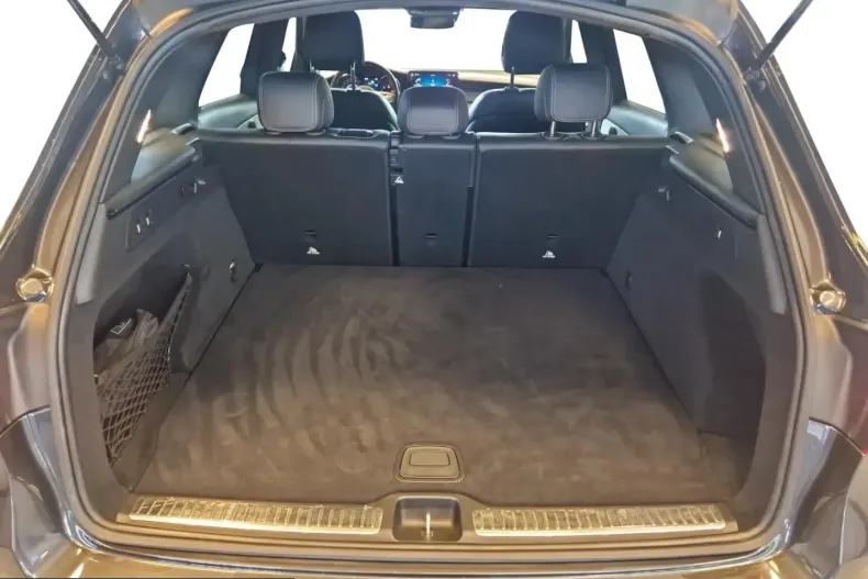 Mercedes-Benz GLC 220 (Clasa GLC) din 2022 cu 68.201 km - oferta MER242529 - foto 6