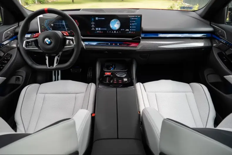 BMW M5 (Seria 5) din 2026 cu 6.400 km - oferta BMW242530 - foto 23