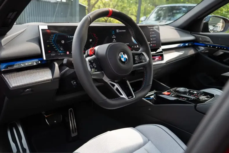 BMW M5 (Seria 5) din 2026 cu 6.400 km - oferta BMW242530 - foto 26