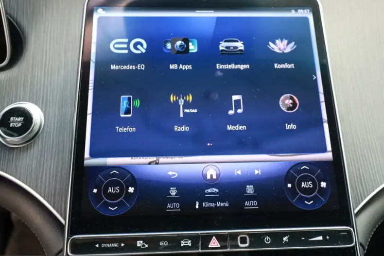Mercedes-Benz EQE (Clasa E) din 2025 cu 9.987 km - oferta MER242539 - foto 10