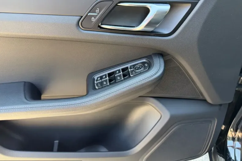 Porsche Macan din 2022 cu 58.363 km - oferta POR242550 - foto 16