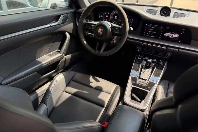 Porsche 992 din 2025 cu 9.000 km - oferta POR242552 - foto 11