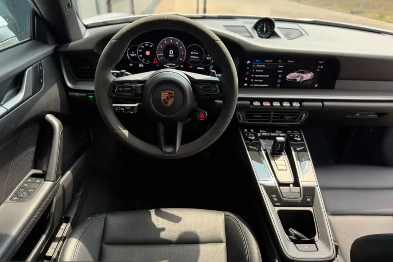 Porsche 992 din 2025 cu 9.000 km - oferta POR242552 - foto 13