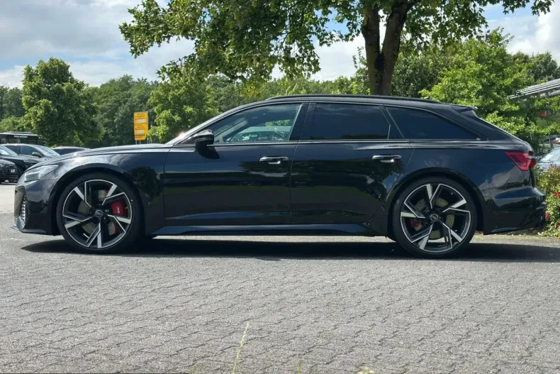 Audi RS6 din 2025 cu 14.290 km - oferta AUD242559 - foto 6