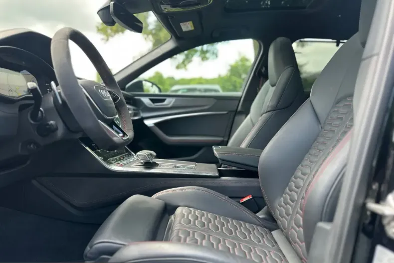 Audi RS6 din 2025 cu 14.290 km - oferta AUD242559 - foto 9