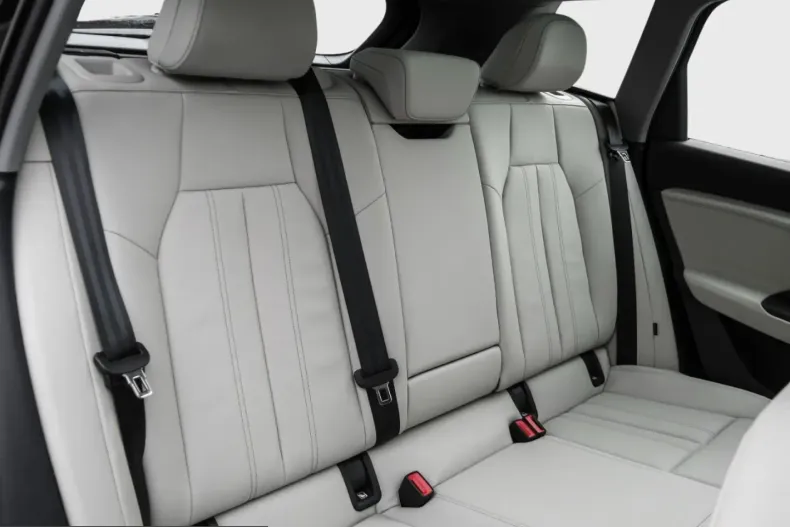 Audi Q6 din 2025 cu 17.805 km - oferta AUD242562 - foto 10