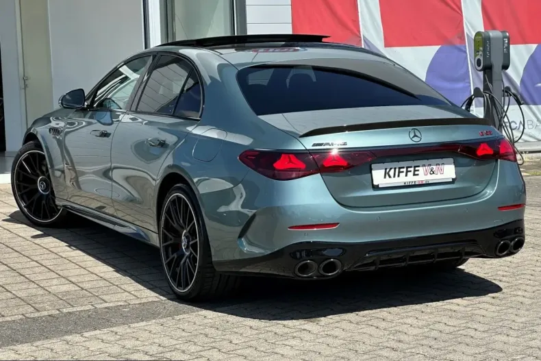 Mercedes-Benz E 53 AMG (Clasa E) din 2025 cu 38.336 km - oferta MER242565 - foto 2