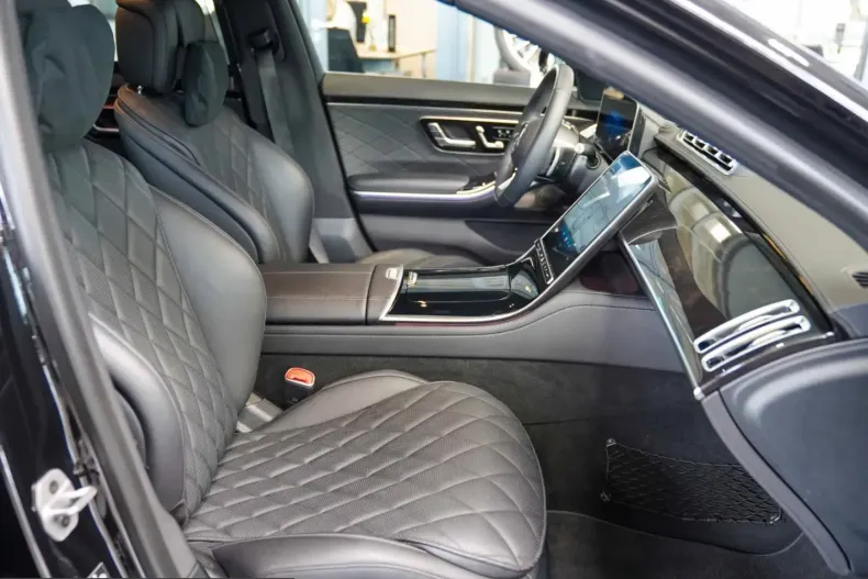 Mercedes-Benz S 450 (Clasa S) din 2025 cu 16.432 km - oferta MER242575 - foto 8