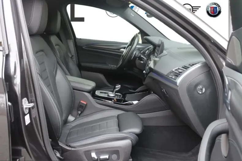 BMW X4 (Seria X) din 2023 cu 70.556 km - oferta BMW242577 - foto 21