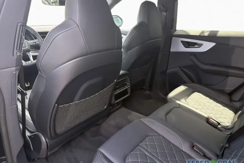 Audi Q8 din 2025 cu 10.150 km - oferta AUD242580 - foto 12