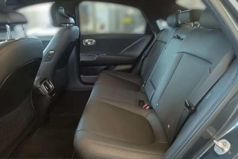 Hyundai IONIQ 6 din 2025 cu 25.652 km - oferta HYU242581 - foto 9