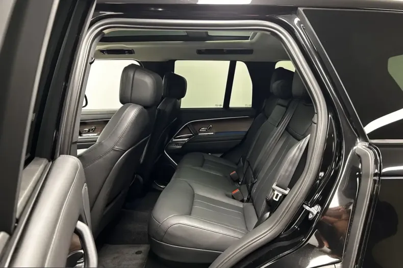 Land Rover Range Rover din 2023 cu 48.703 km - oferta LAN242584 - foto 17